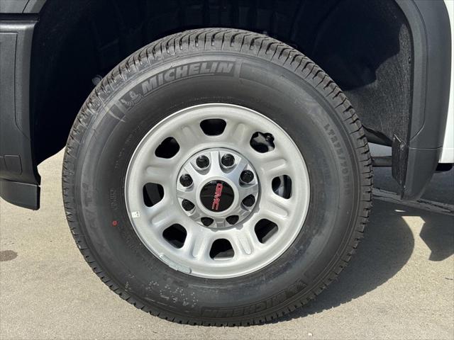 2026 GMC Sierra 2500HD Double Cab, Standard Bed, Pro, RWD