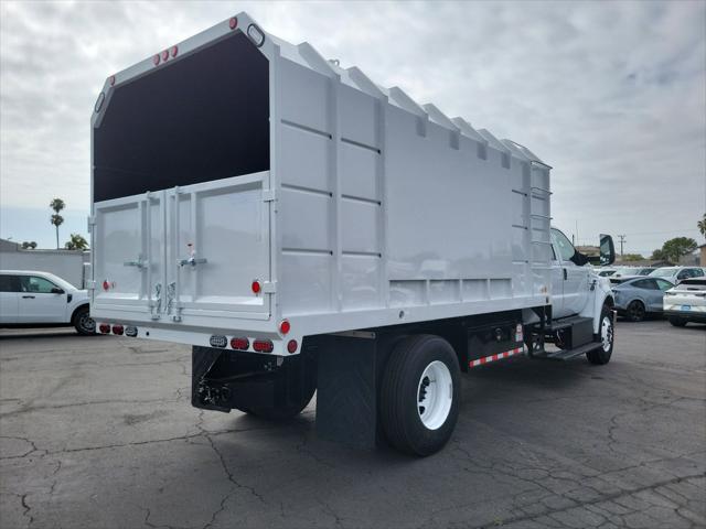 2027 Ford F-650 Straight Frame Gas Base