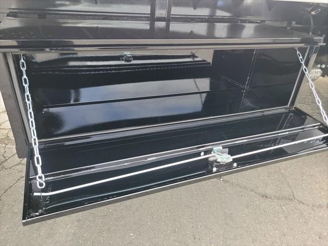 2027 Ford F-650 Straight Frame Gas Base