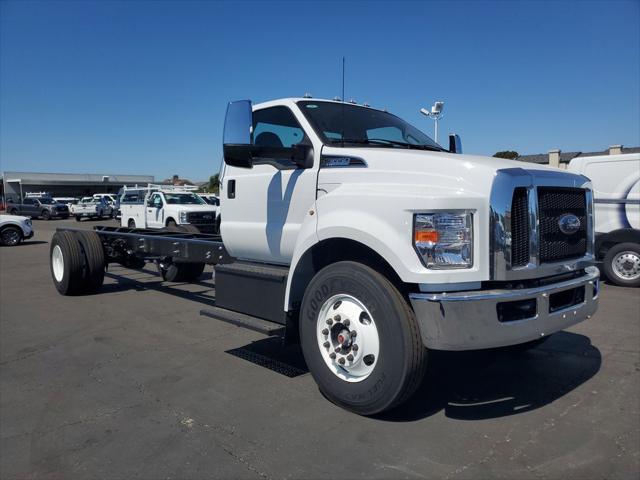 2027 Ford F-650 Straight Frame Gas Base