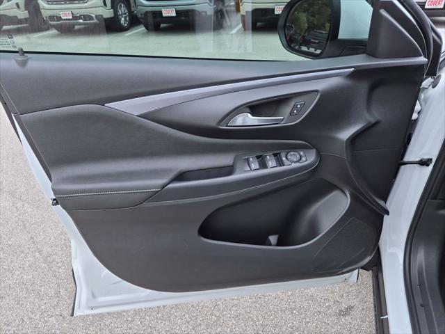2026 Buick NV Preferred FWD