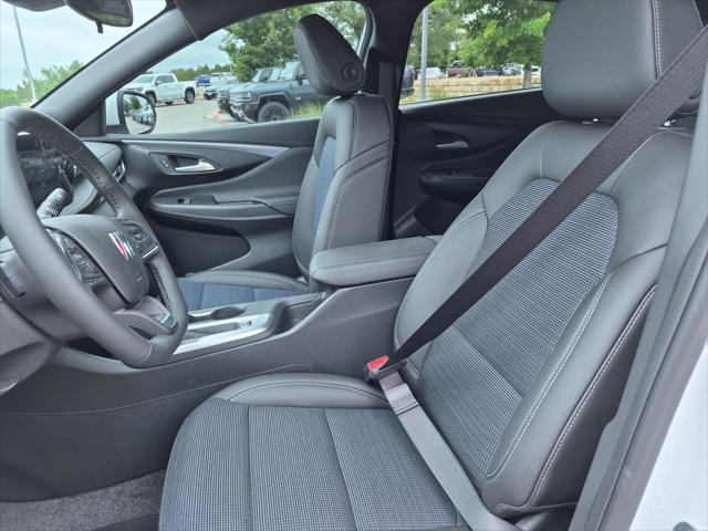 2026 Buick NV Preferred FWD