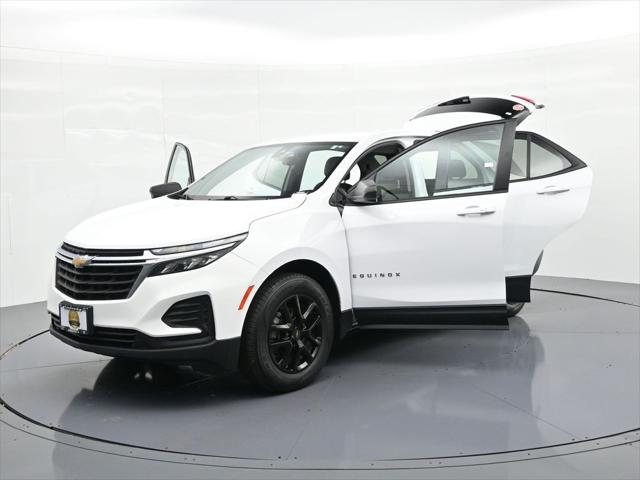 2023 Chevrolet Equinox AWD LS