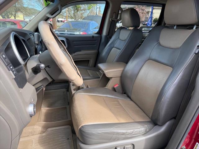2006 Honda Ridgeline RTL w/Moonroof w/XM w/Navi AWD 4dr Crew Cab w/Moonroof, XM and Navi