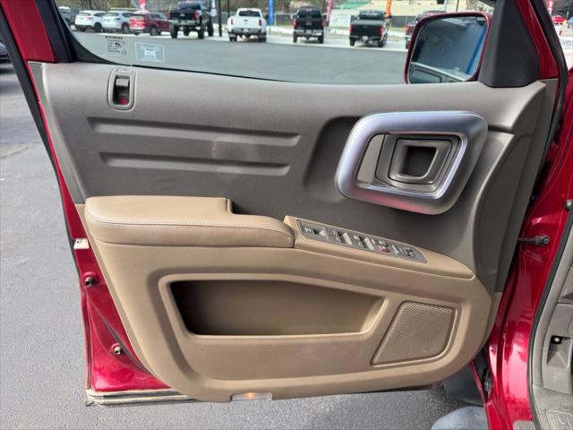 2006 Honda Ridgeline RTL w/Moonroof w/XM w/Navi AWD 4dr Crew Cab w/Moonroof, XM and Navi