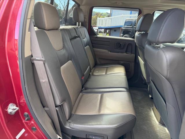 2006 Honda Ridgeline RTL w/Moonroof w/XM w/Navi AWD 4dr Crew Cab w/Moonroof, XM and Navi