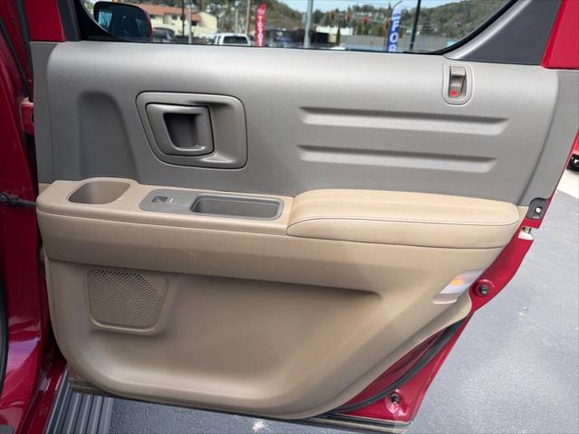 2006 Honda Ridgeline RTL w/Moonroof w/XM w/Navi AWD 4dr Crew Cab w/Moonroof, XM and Navi