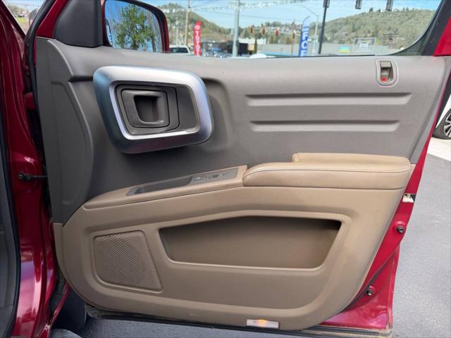 2006 Honda Ridgeline RTL w/Moonroof w/XM w/Navi AWD 4dr Crew Cab w/Moonroof, XM and Navi