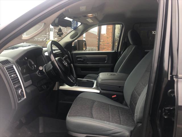 2017 Ram 1500 Big Horn Crew Cab 4x4 5'7" Box