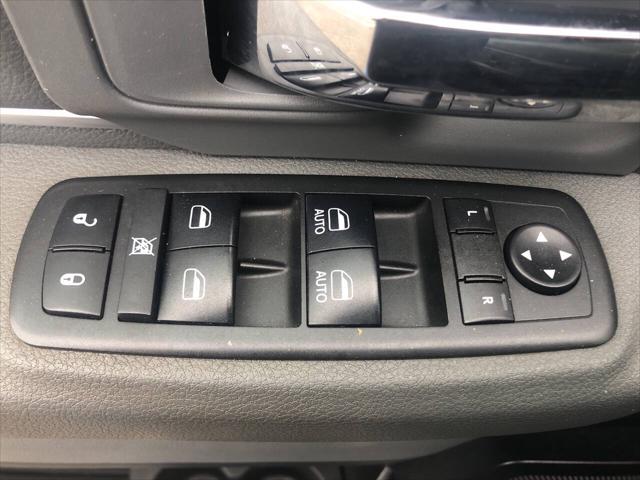 2017 Ram 1500 Big Horn Crew Cab 4x4 5'7" Box