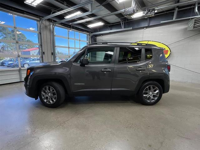 2018 Jeep Renegade Latitude FWD