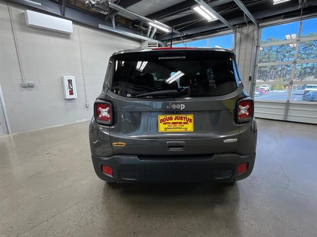 2018 Jeep Renegade Latitude FWD