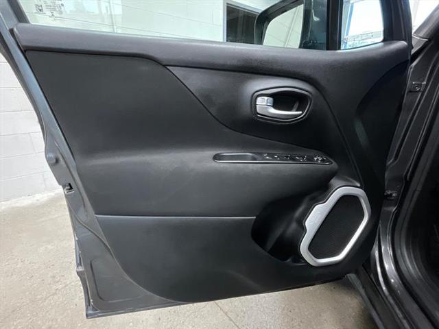 2018 Jeep Renegade Latitude FWD