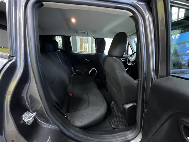 2018 Jeep Renegade Latitude FWD