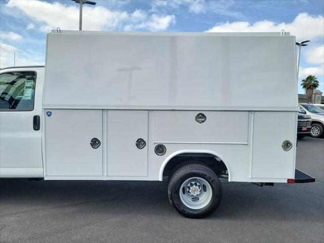 2026 Chevrolet Express Cutaway Work Van