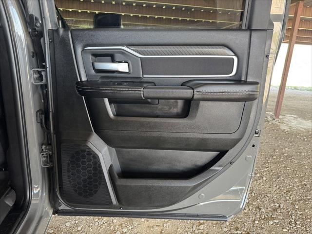 2026 Ram 3500 Lone Star Crew Cab 4x4 8' Box