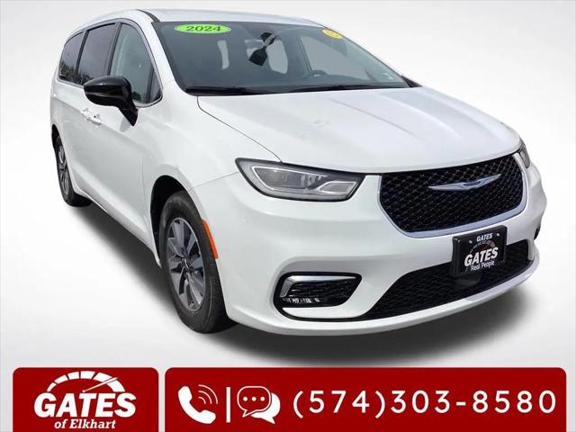 2024 Chrysler Pacifica Hybrid Select for sale in Elkhart, IN