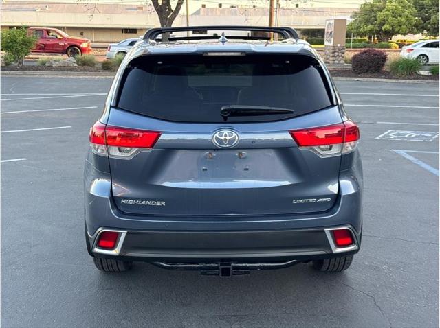 2017 Toyota Highlander Limited Platinum