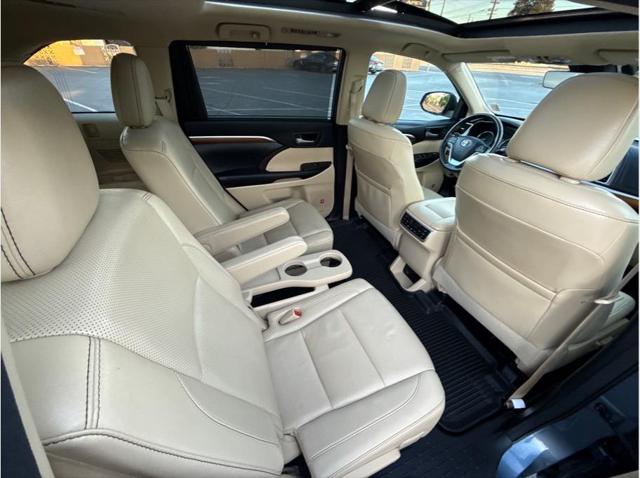 2017 Toyota Highlander Limited Platinum