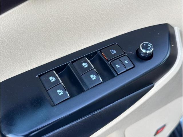 2017 Toyota Highlander Limited Platinum