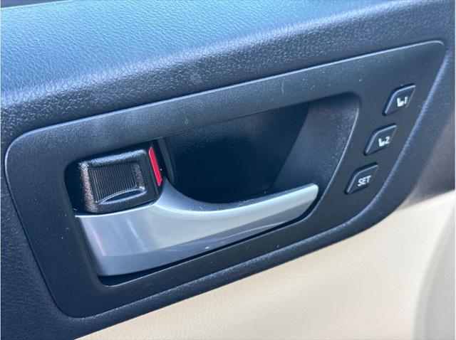 2017 Toyota Highlander Limited Platinum