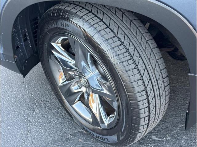 2017 Toyota Highlander Limited Platinum