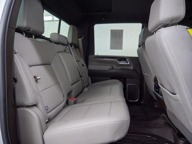 2025 GMC Sierra 3500HD Crew Cab, Long Bed, SLT DRW, 4WD