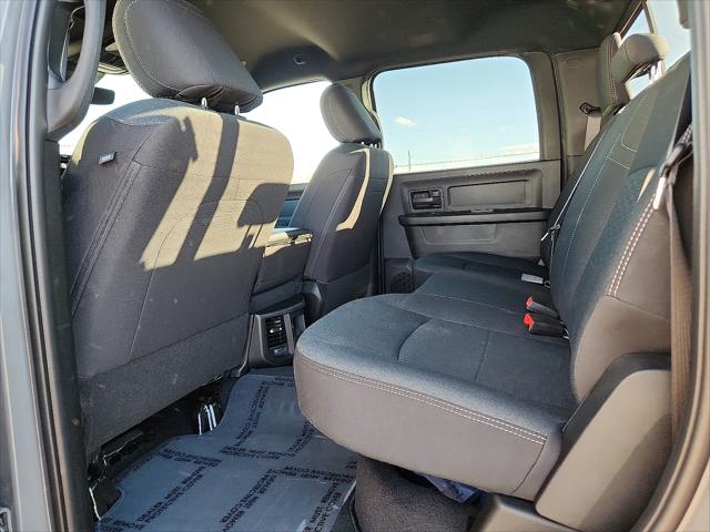 2026 Ram 2500 Black Express Crew Cab 4x4 6'4" Box