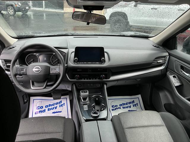 2025 Nissan Rogue SV FWD