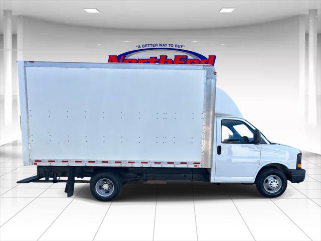 2016 Chevrolet Express Cutaway 3500
