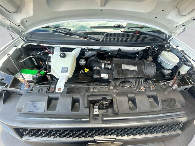 2016 Chevrolet Express Cutaway 3500