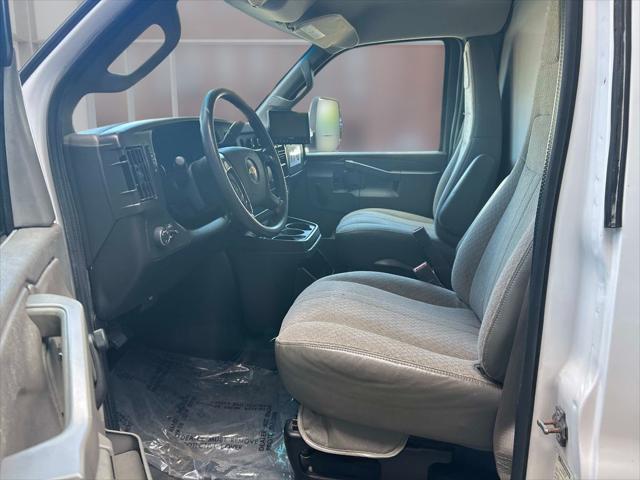 2016 Chevrolet Express Cutaway 3500
