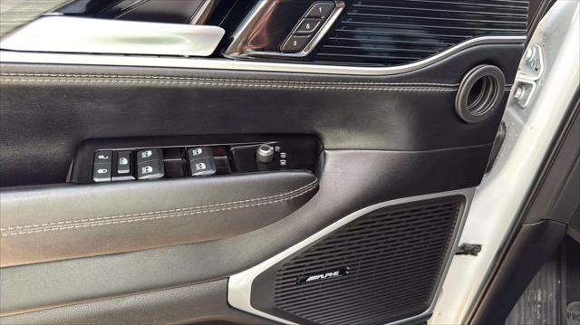 2023 Jeep Wagoneer Series III 4x4