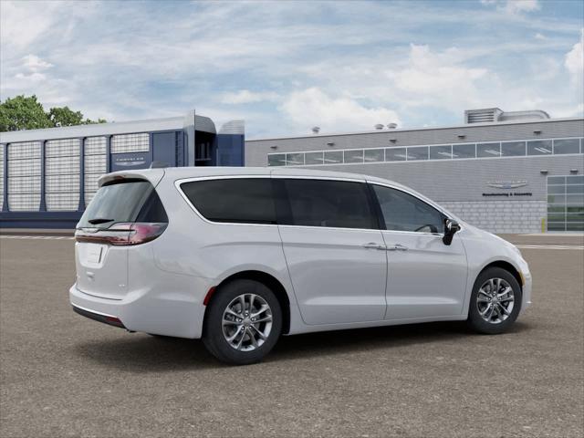 2026 Chrysler Pacifica Select AWD