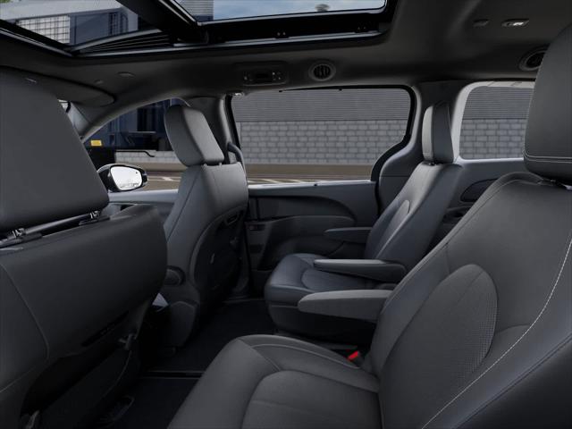 2026 Chrysler Pacifica Select AWD