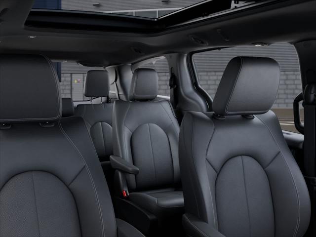 2026 Chrysler Pacifica Select AWD