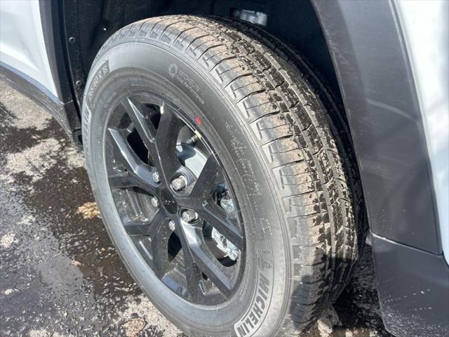 2026 Jeep Grand Cherokee L Altitude 4x4