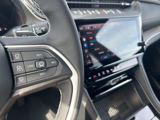 2026 Jeep Grand Cherokee L Altitude 4x4
