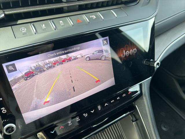 2026 Jeep Grand Cherokee L Altitude 4x4