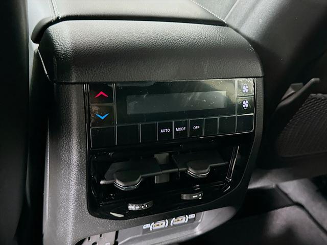 2026 Jeep Grand Cherokee L Altitude 4x4