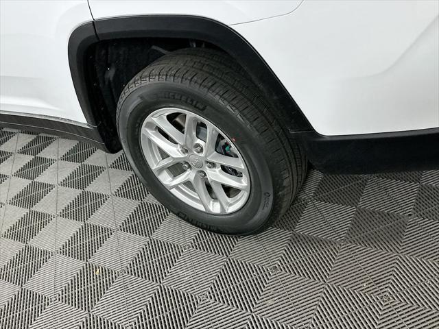 2026 Jeep Grand Cherokee L Altitude 4x4