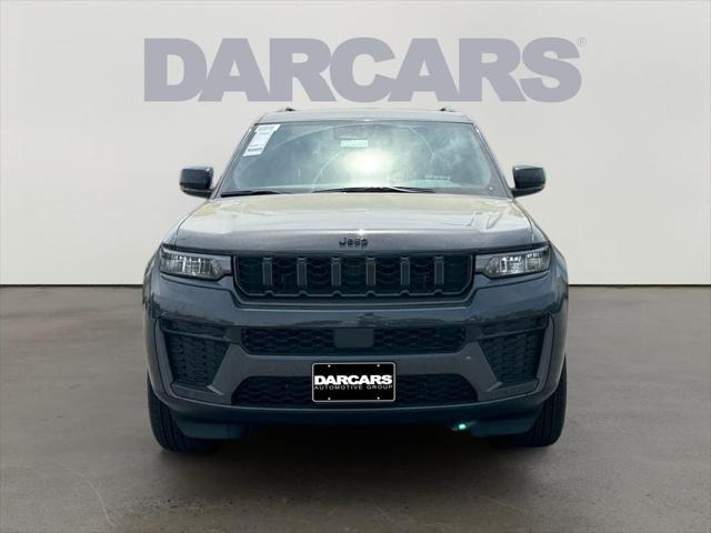 2026 Jeep Grand Cherokee GRAND CHEROKEE LAREDO ALTITUDE 4X4 2026 Jeep Grand Cherokee GRAND CHEROKEE LAREDO ALTITUDE 4X4