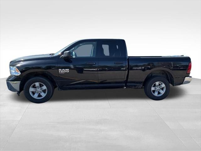 2024 RAM 1500 Classic SLT Quad Cab 4x4 64 Box