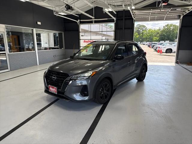 2022 Nissan Kicks SR Xtronic CVT 2022 Nissan Kicks SR Xtronic CVT