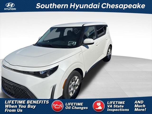 2023 Kia Soul LX