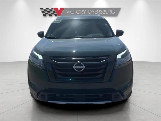 2025 Nissan Pathfinder Platinum FWD