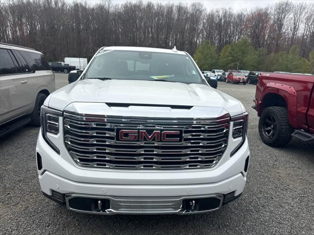 2023 GMC Sierra 1500 4WD Crew Cab Short Box Denali