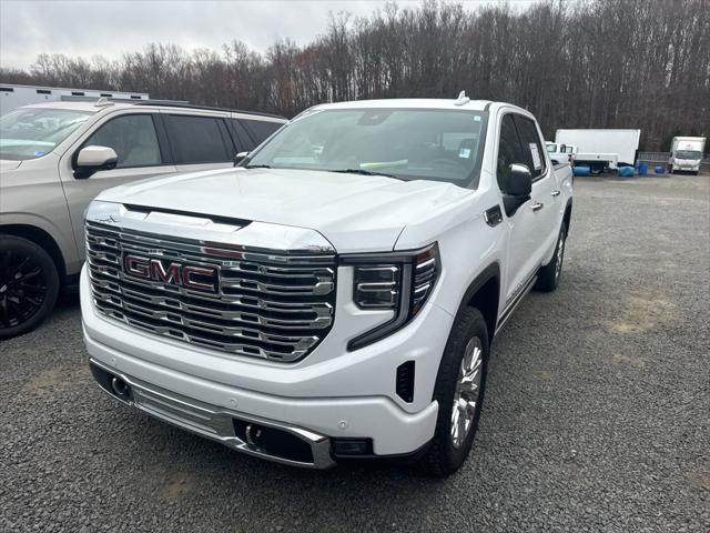 2023 GMC Sierra 1500 4WD Crew Cab Short Box Denali