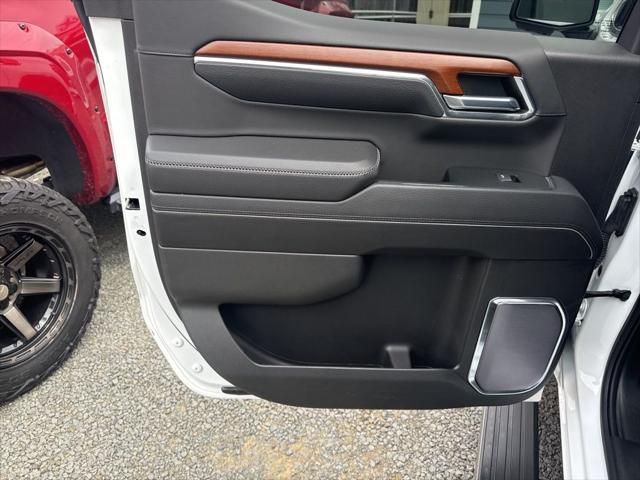 2023 GMC Sierra 1500 4WD Crew Cab Short Box Denali