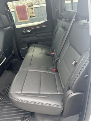 2023 GMC Sierra 1500 4WD Crew Cab Short Box Denali